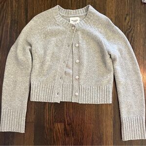 Abercrombie & Fitch Light Gray Cropped Button-Up Cardigan
